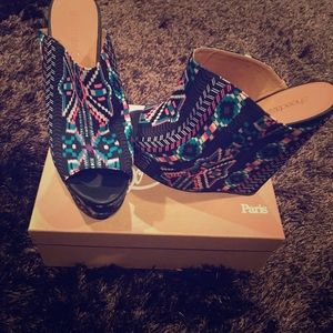 Tribal Print Mule Wedge-Size 9.5